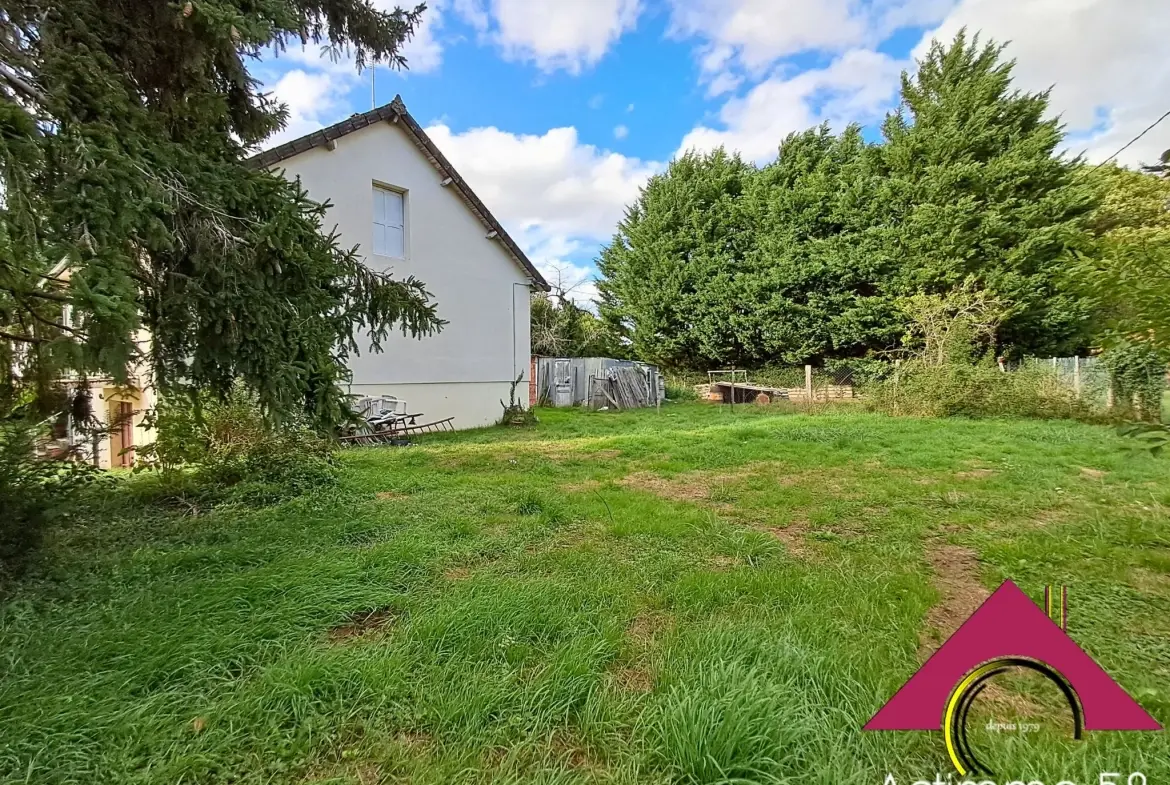 À vendre pavillon avec sous-sol, jardin clôturé et garage à Ourouer les Bourdelins 