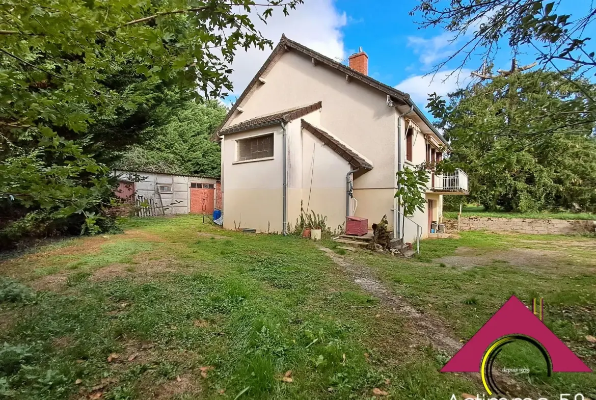 À vendre pavillon avec sous-sol, jardin clôturé et garage à Ourouer les Bourdelins 