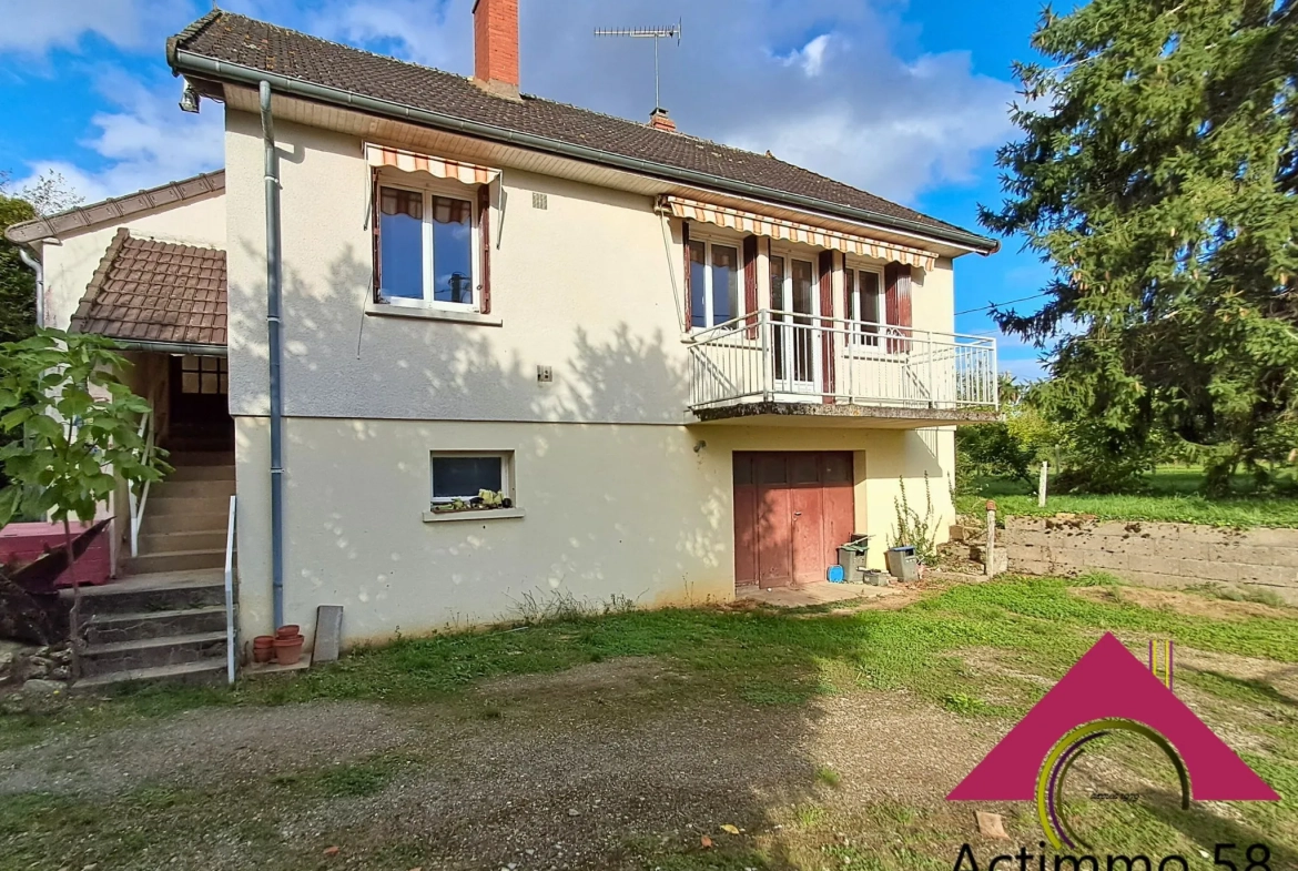 À vendre pavillon avec sous-sol, jardin clôturé et garage à Ourouer les Bourdelins 