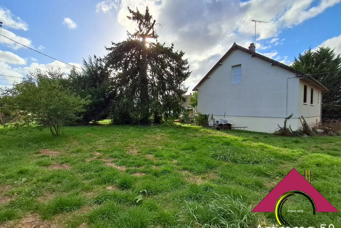 À vendre pavillon avec sous-sol, jardin clôturé et garage à Ourouer les Bourdelins 