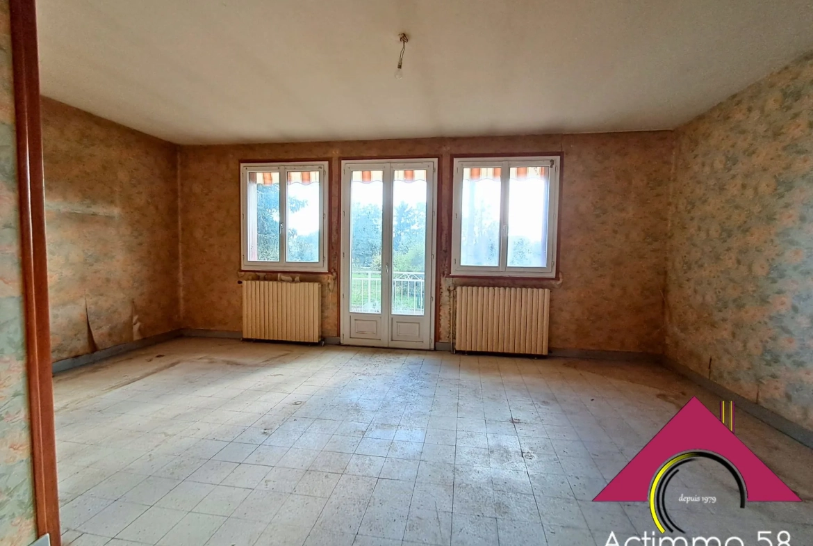 À vendre pavillon avec sous-sol, jardin clôturé et garage à Ourouer les Bourdelins 