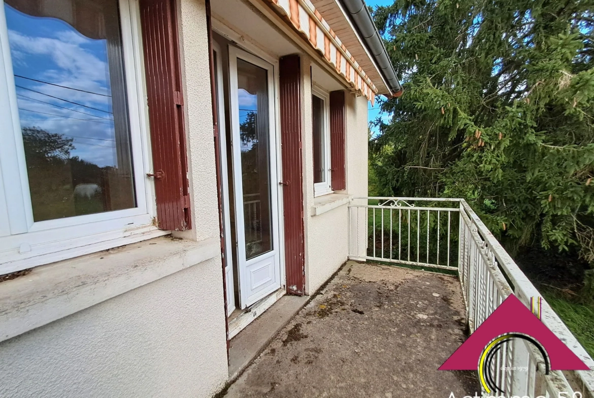 À vendre pavillon avec sous-sol, jardin clôturé et garage à Ourouer les Bourdelins 