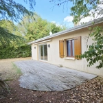 Maison de plain-pied à Vayres de 105 m² avec jardin et garage