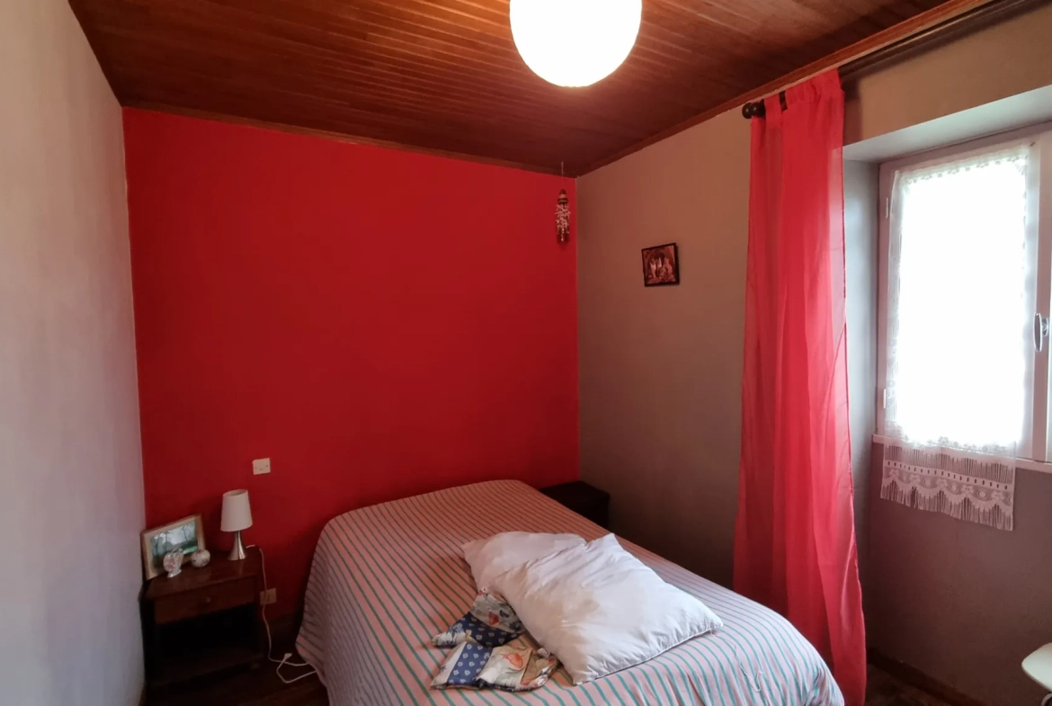 Bel ensemble immobilier en pierre avec terrain à Cahors - Fort potentiel 