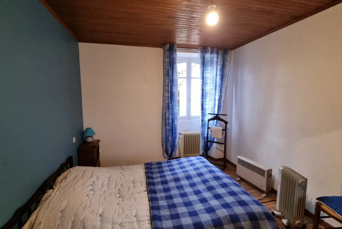 Bel ensemble immobilier en pierre avec terrain à Cahors - Fort potentiel 