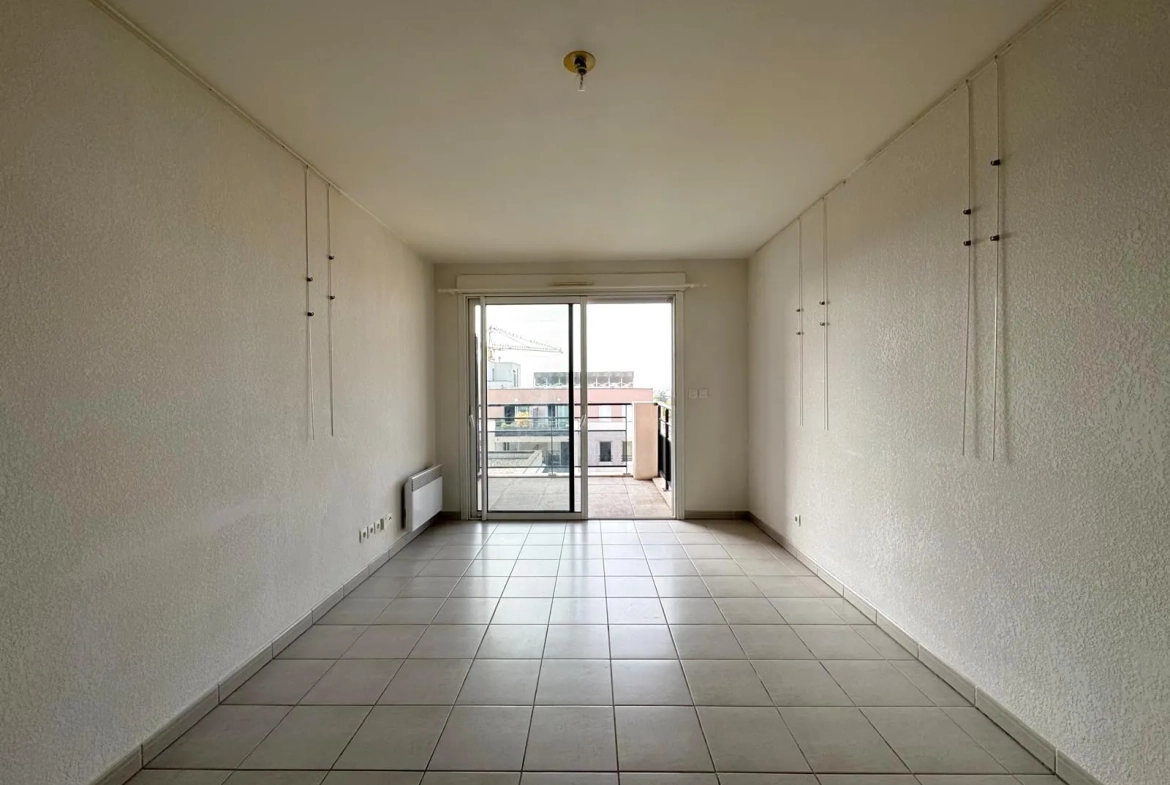 Appartement de 43 m² avec terrasse, garage à Nîmes Notre Dame 