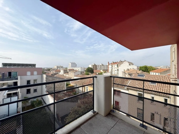 Appartement de 43 m² avec terrasse, garage à Nîmes Notre Dame