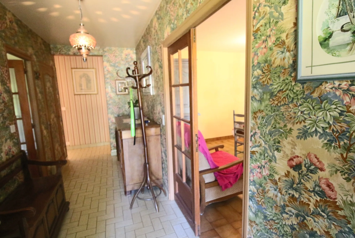 Belle maison contemporaine avec grand jardin proche de Puy-l'Évêque 