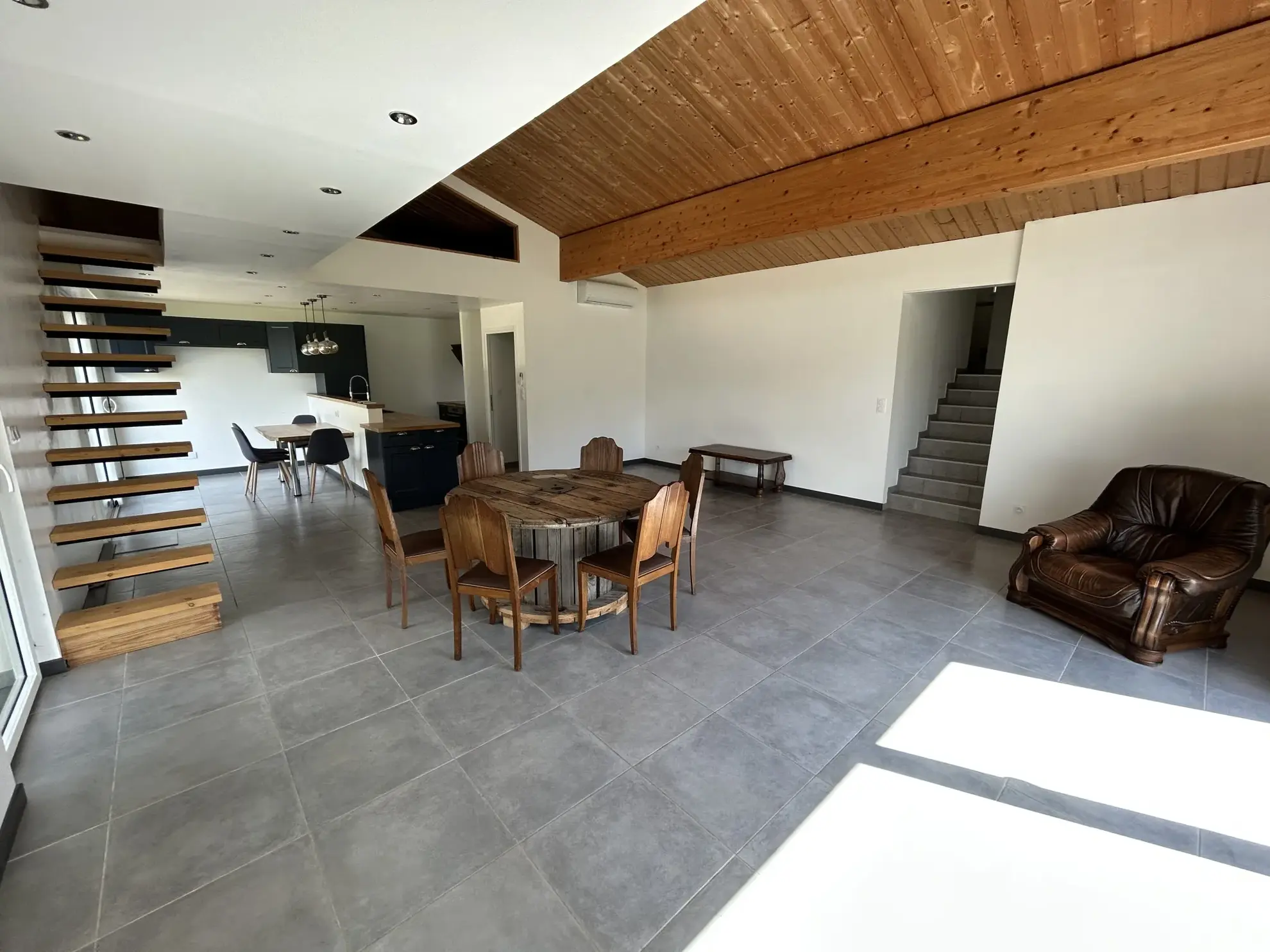 Villa de 125 m² avec vue panoramique sur les Puys à Ris 