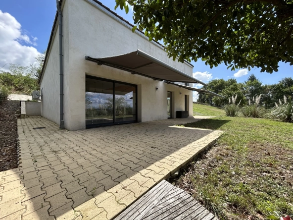 Villa de 125 m² avec vue panoramique sur les Puys à Ris