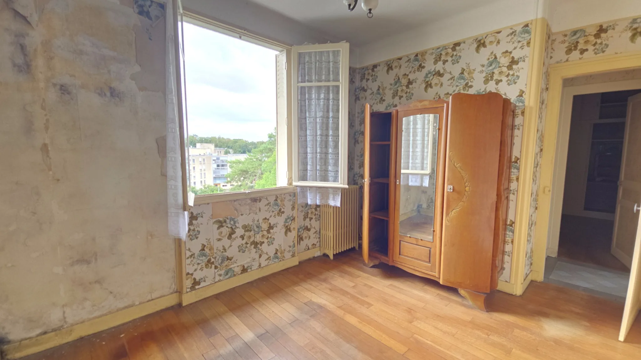 Maison indépendante à Auxerre avec sous-sol total sur terrain de 900 m² 