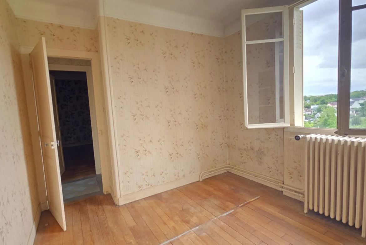 Maison indépendante à Auxerre avec sous-sol total sur terrain de 900 m² 