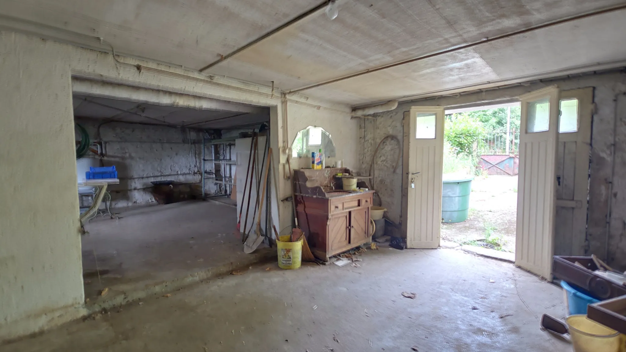 Maison indépendante à Auxerre avec sous-sol total sur terrain de 900 m² 