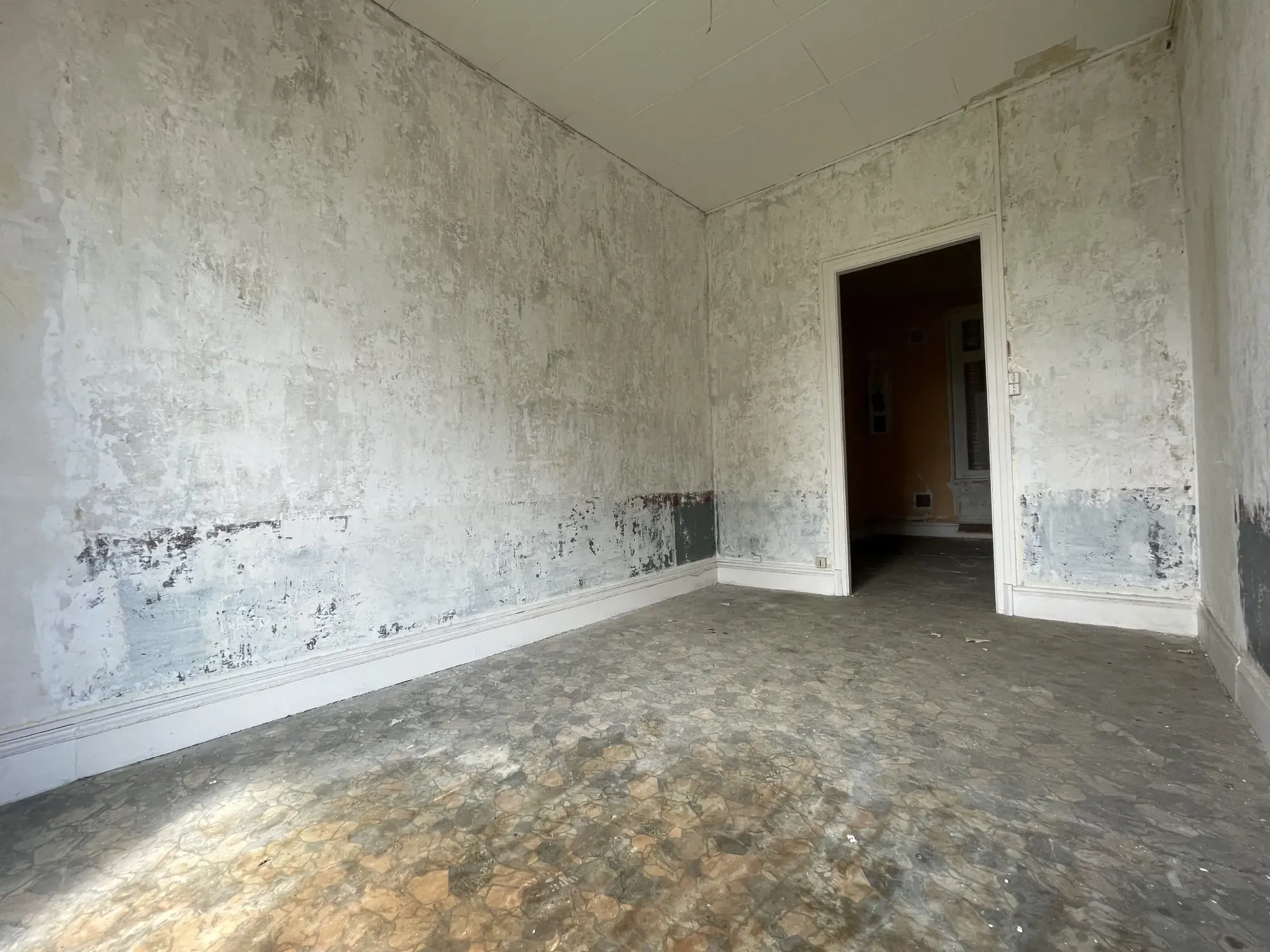 Immeuble à rénover en centre-ville de Saint Quentin - Opportunité d'investissement 