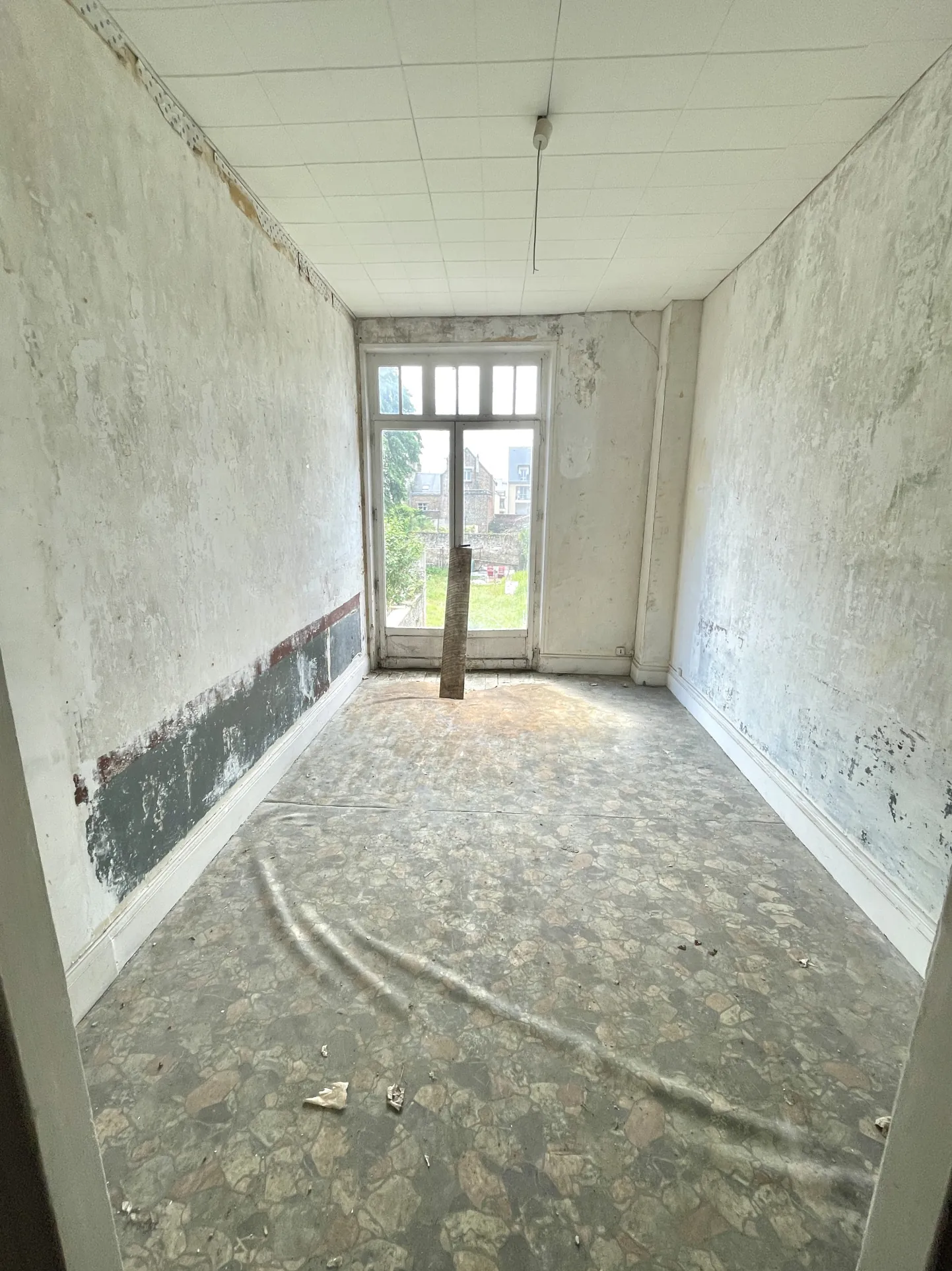 Immeuble à rénover en centre-ville de Saint Quentin - Opportunité d'investissement 