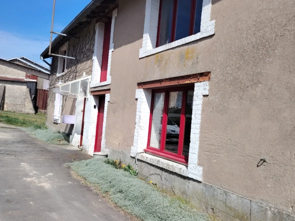 Maison spacieuse avec grand potentiel à Bonzee proche de Fresnes
