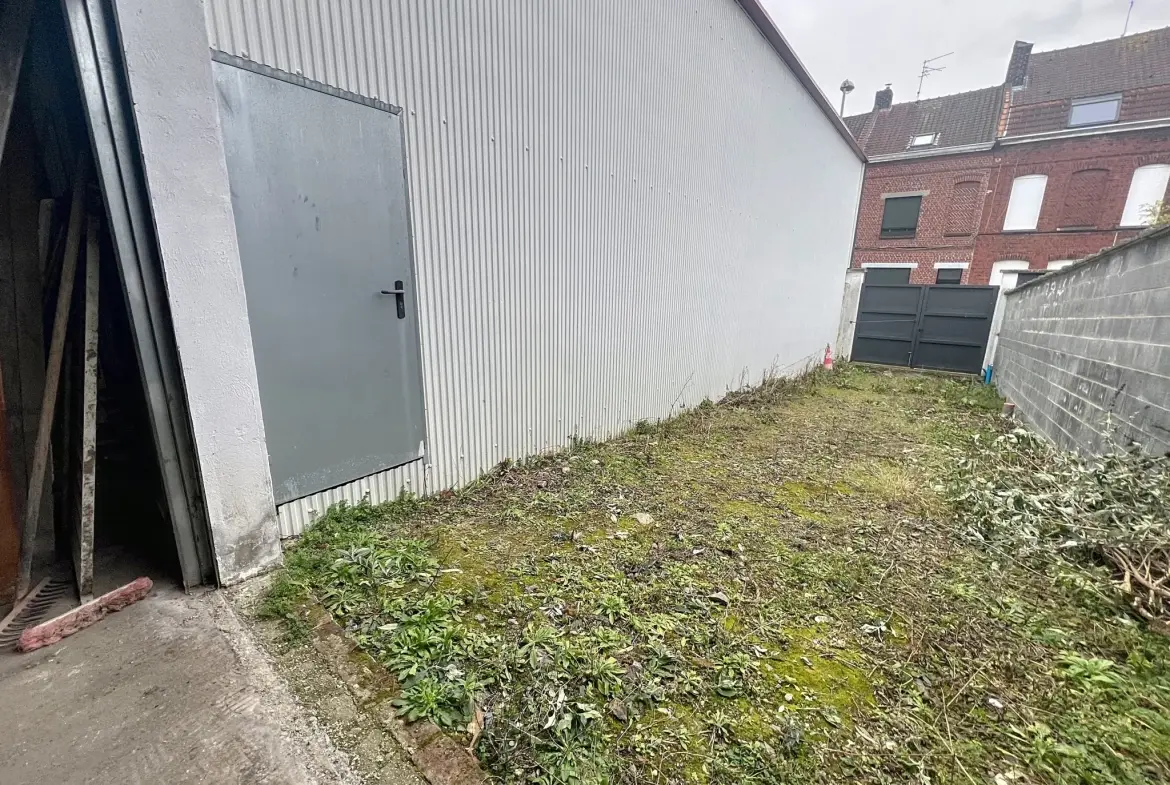 Loft individuel de 152 m² avec garage, jardin et terrasse à Tourcoing 