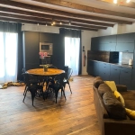 Maison de village avec deux appartements et grand garage à Puissalicon