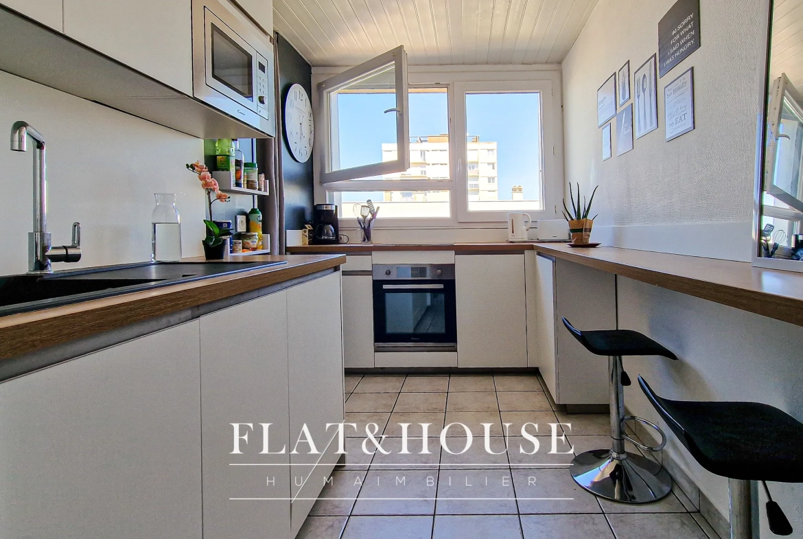 Appartement T3 avec cave et parking à Cholet - Investissement rentable 