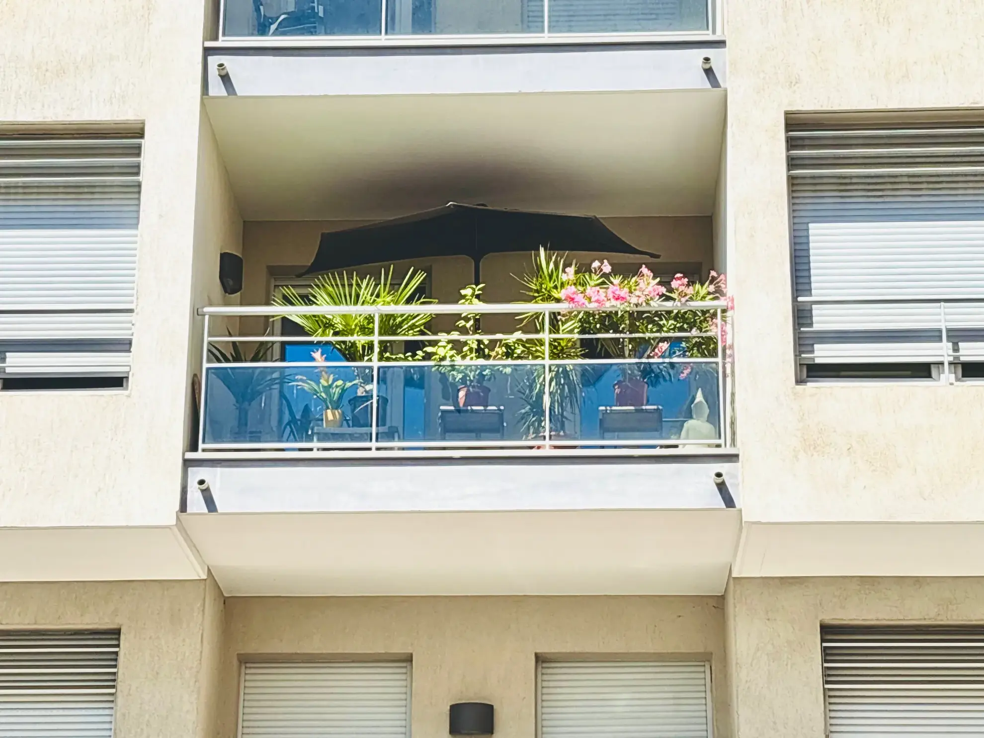 Studio à Nice Riquier de 21,39 m² avec terrasse et vue dégagée 