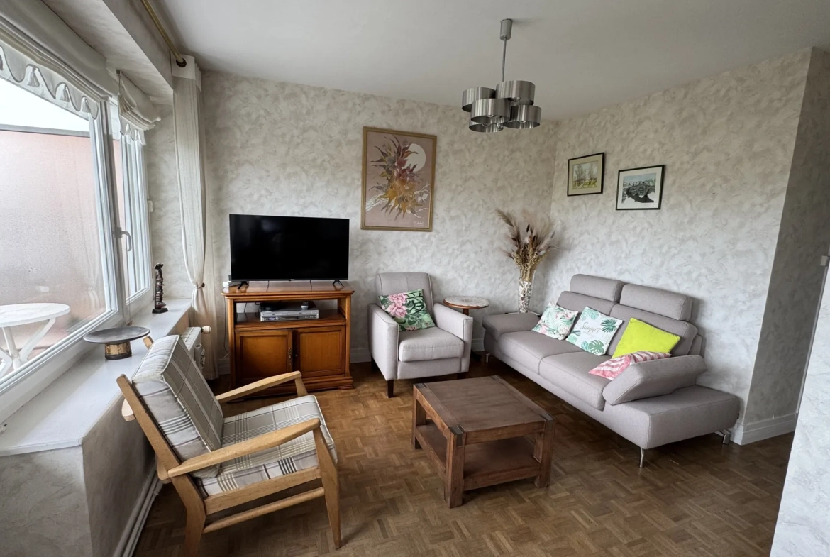 Bel appartement lumineux avec balcon et garage à Boulogne-sur-Mer 