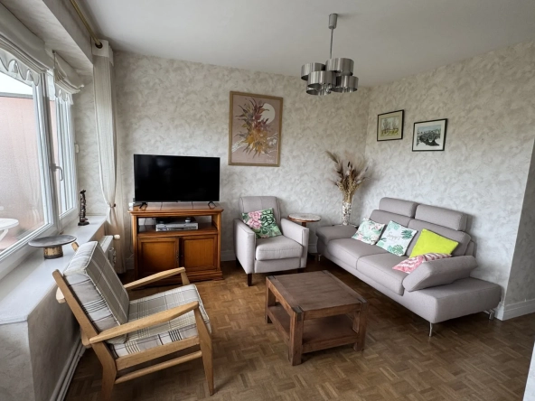 Bel appartement lumineux avec balcon et garage à Boulogne-sur-Mer