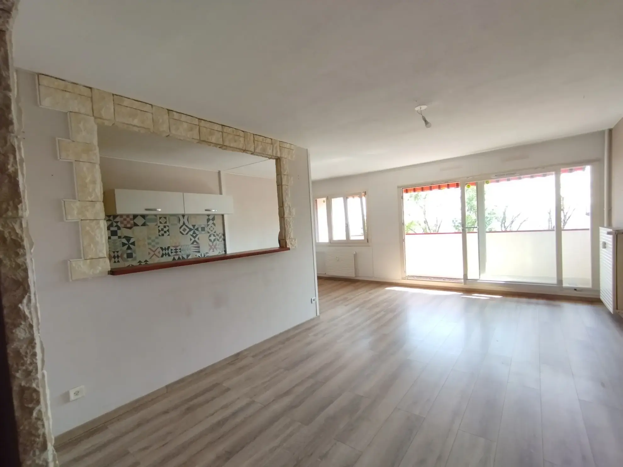 Appartement T3 rénové avec vue panoramique à Malzéville, près de Nancy 