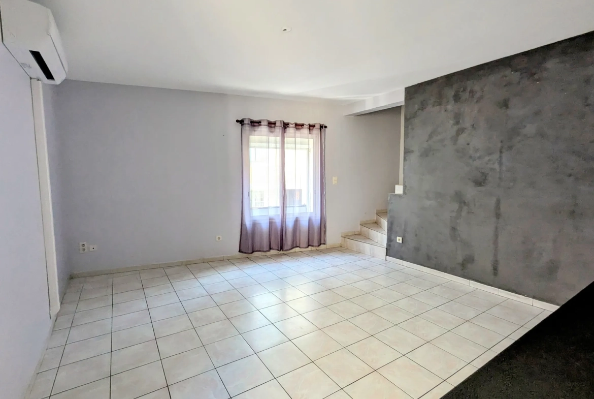 Maison de village 4 pièces avec garage à Saint-Marcel-sur-Aude, proche Narbonne 