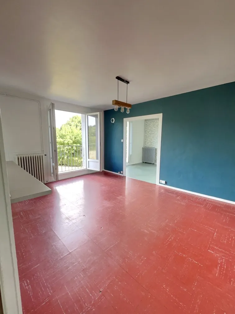 Appartement 72 m² avec vue rivière et proximité écoles à Périgueux 