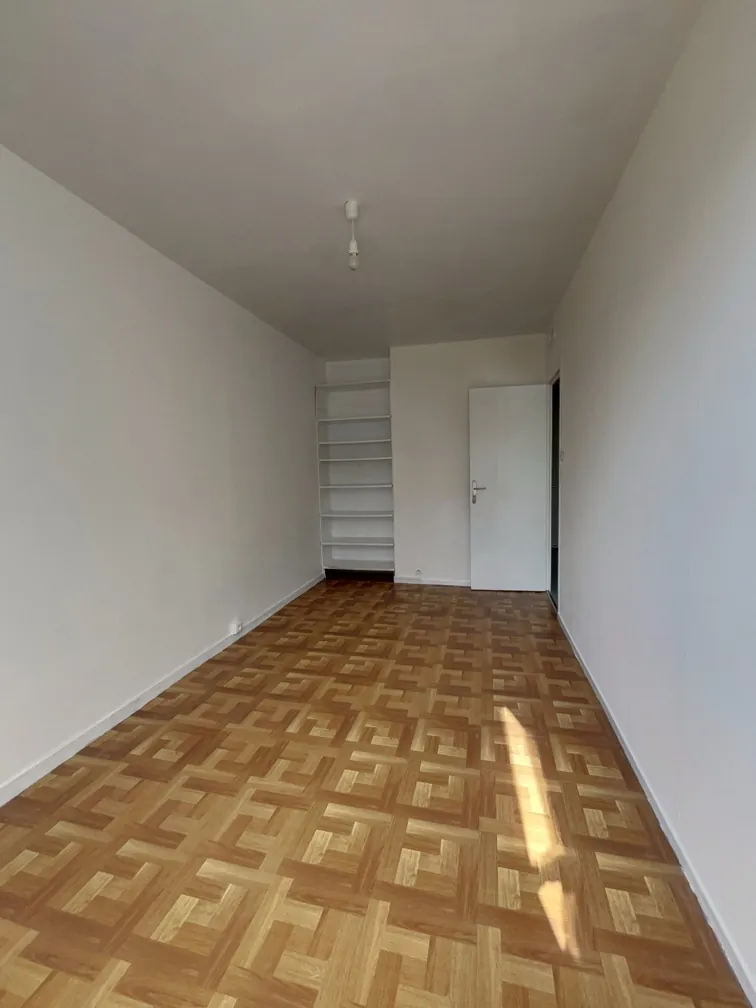 Appartement 72 m² avec vue rivière et proximité écoles à Périgueux 