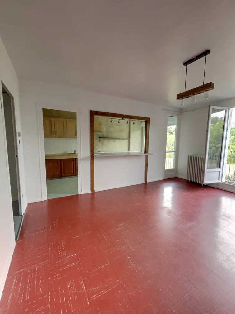 Appartement 72 m² avec vue rivière et proximité écoles à Périgueux 