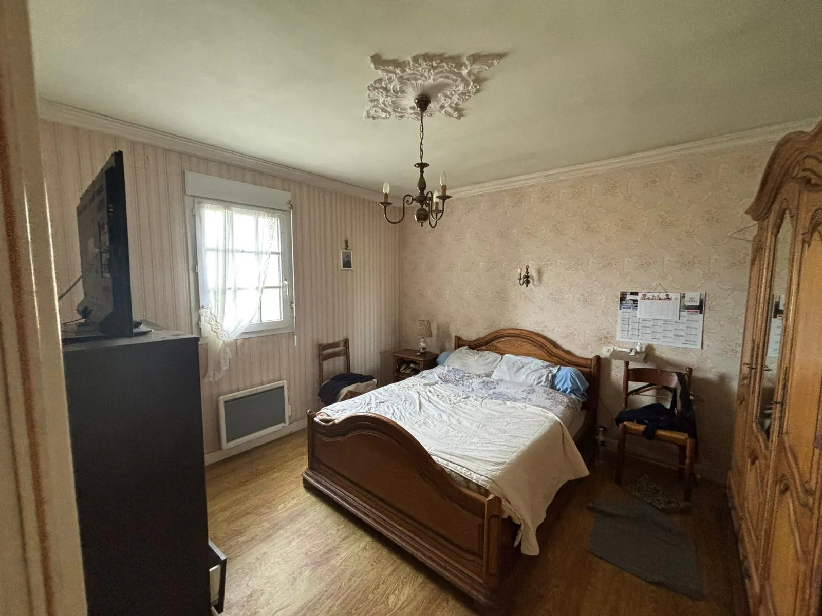 Maison à vendre à Plabennec avec terrain de 1500 m² et espace d'extension 