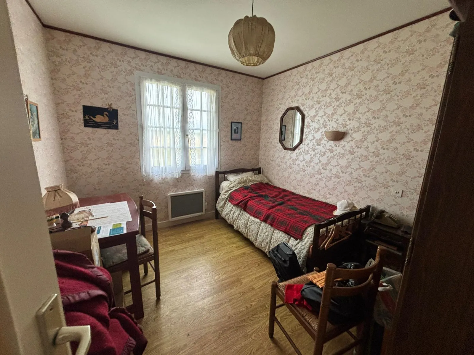 Maison à vendre à Plabennec avec terrain de 1500 m² et espace d'extension 