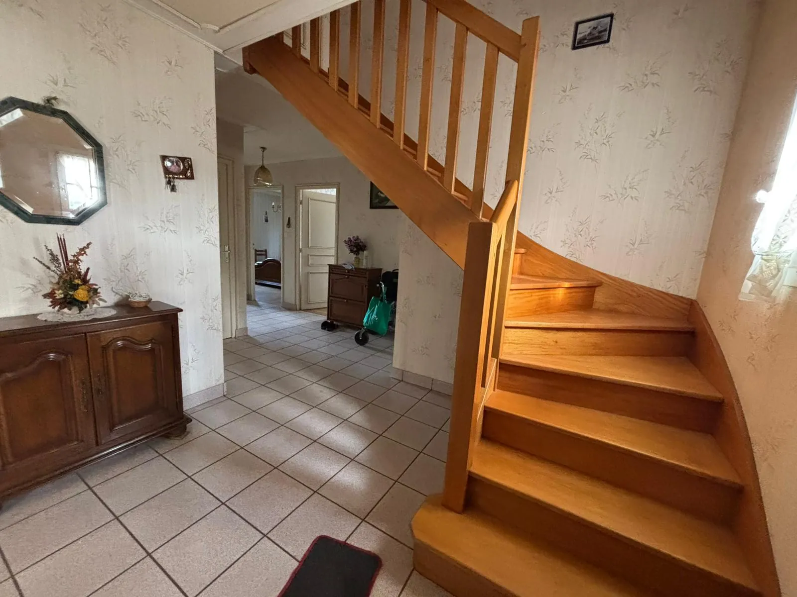 Maison à vendre à Plabennec avec terrain de 1500 m² et espace d'extension 