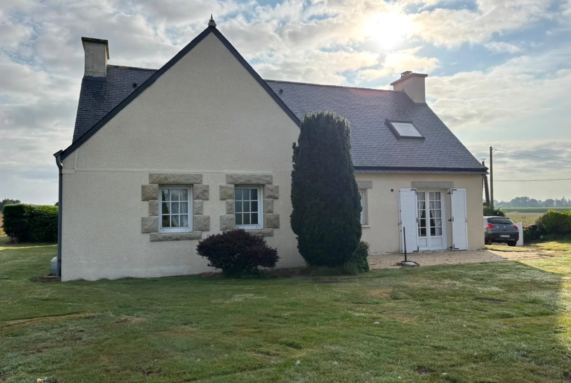 Maison à vendre à Plabennec avec terrain de 1500 m² et espace d'extension 