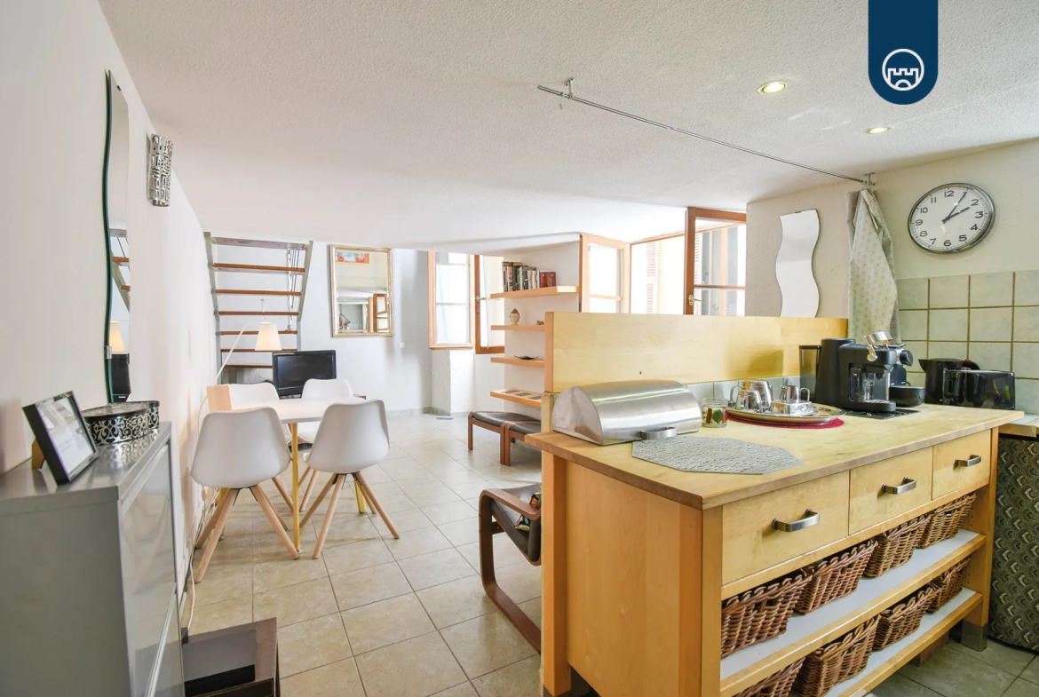 Appartement duplex de 40 m² à Nice dans le Vieux Nice – Excellente localisation 