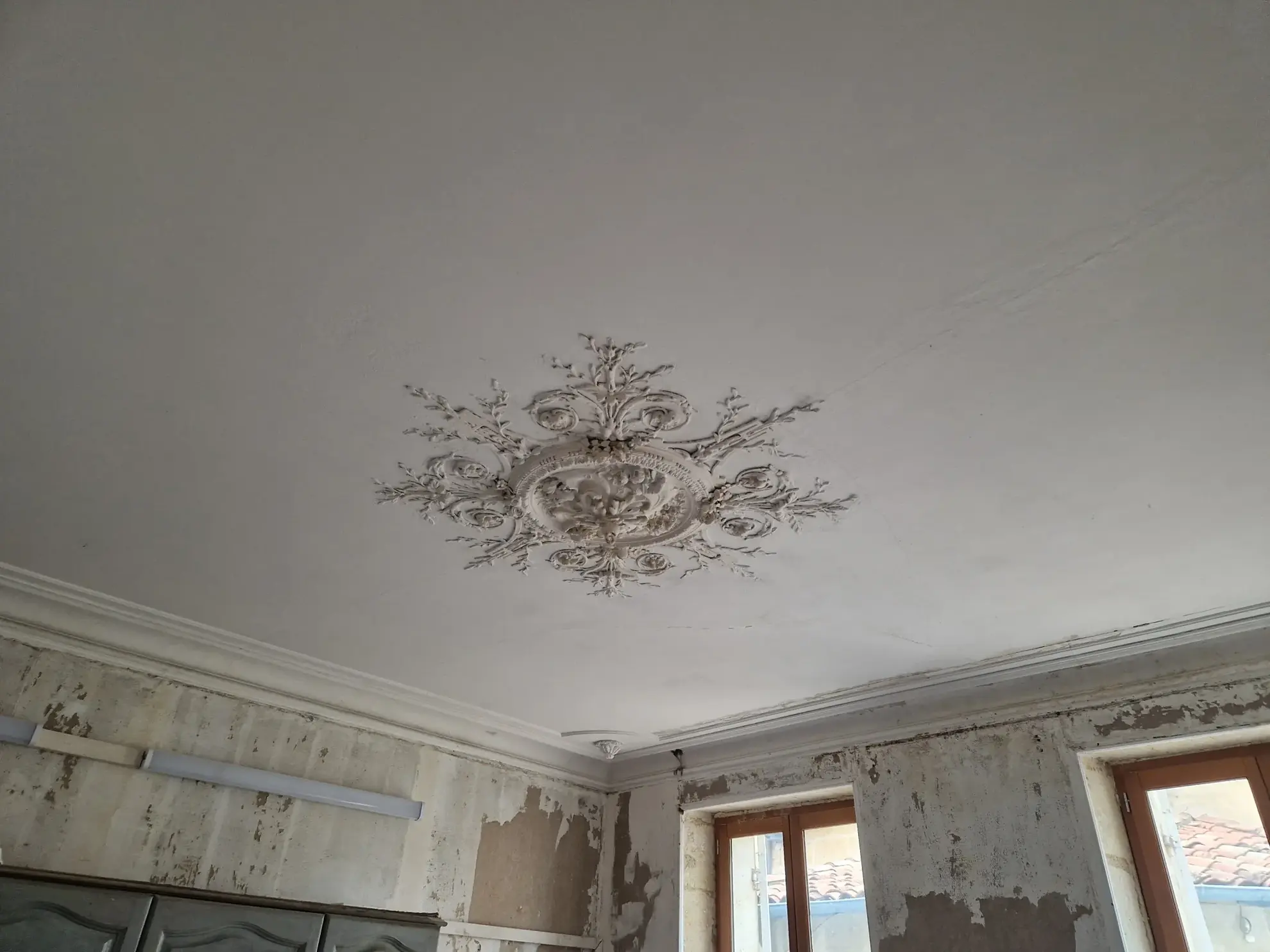 Magnifique maison en pierre à Margaux à 25 km de Bordeaux avec potentiel de rénovation et location séparée 