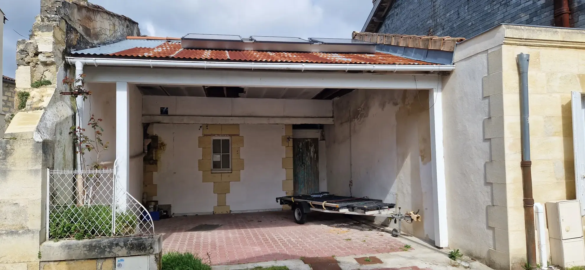 Magnifique maison en pierre à Margaux à 25 km de Bordeaux avec potentiel de rénovation et location séparée 