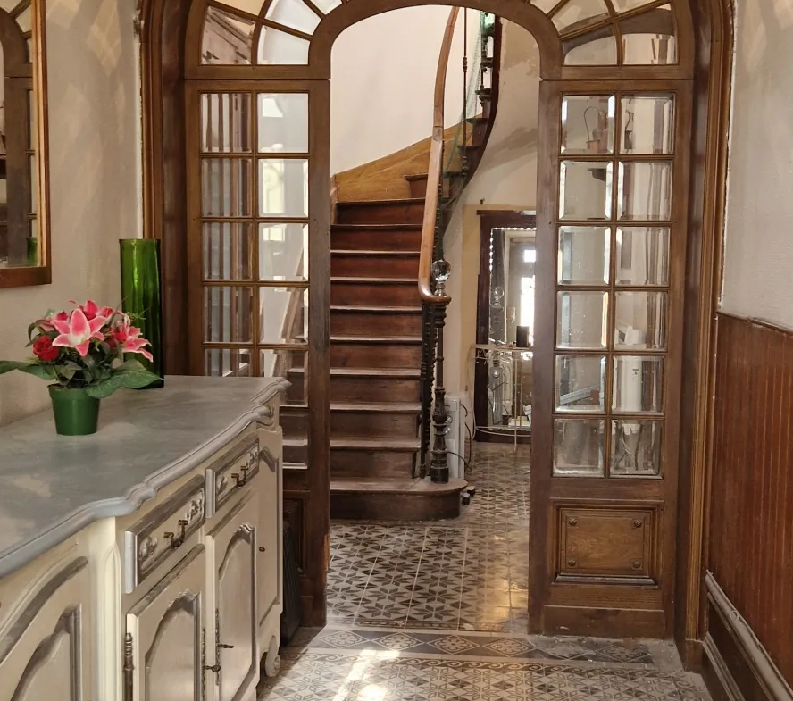 Magnifique maison en pierre à Margaux à 25 km de Bordeaux avec potentiel de rénovation et location séparée 