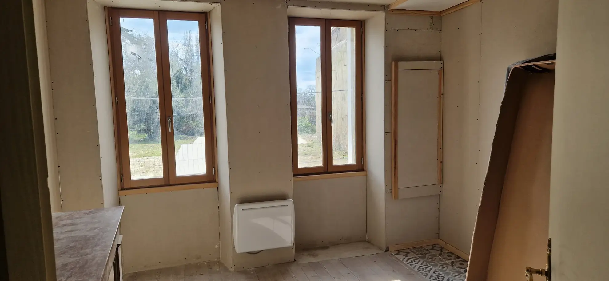Magnifique maison en pierre à Margaux à 25 km de Bordeaux avec potentiel de rénovation et location séparée 