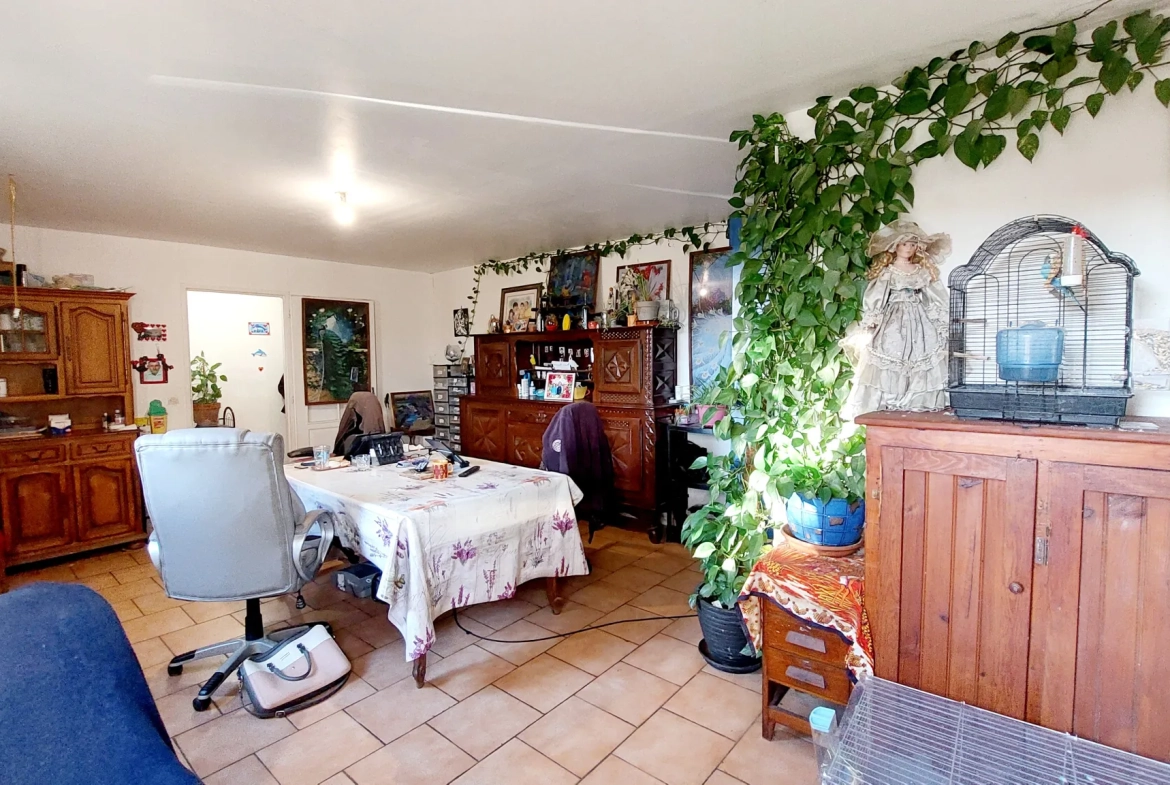 Pavillon de 97m2 à vendre à La Réole avec bail locatif en cours 