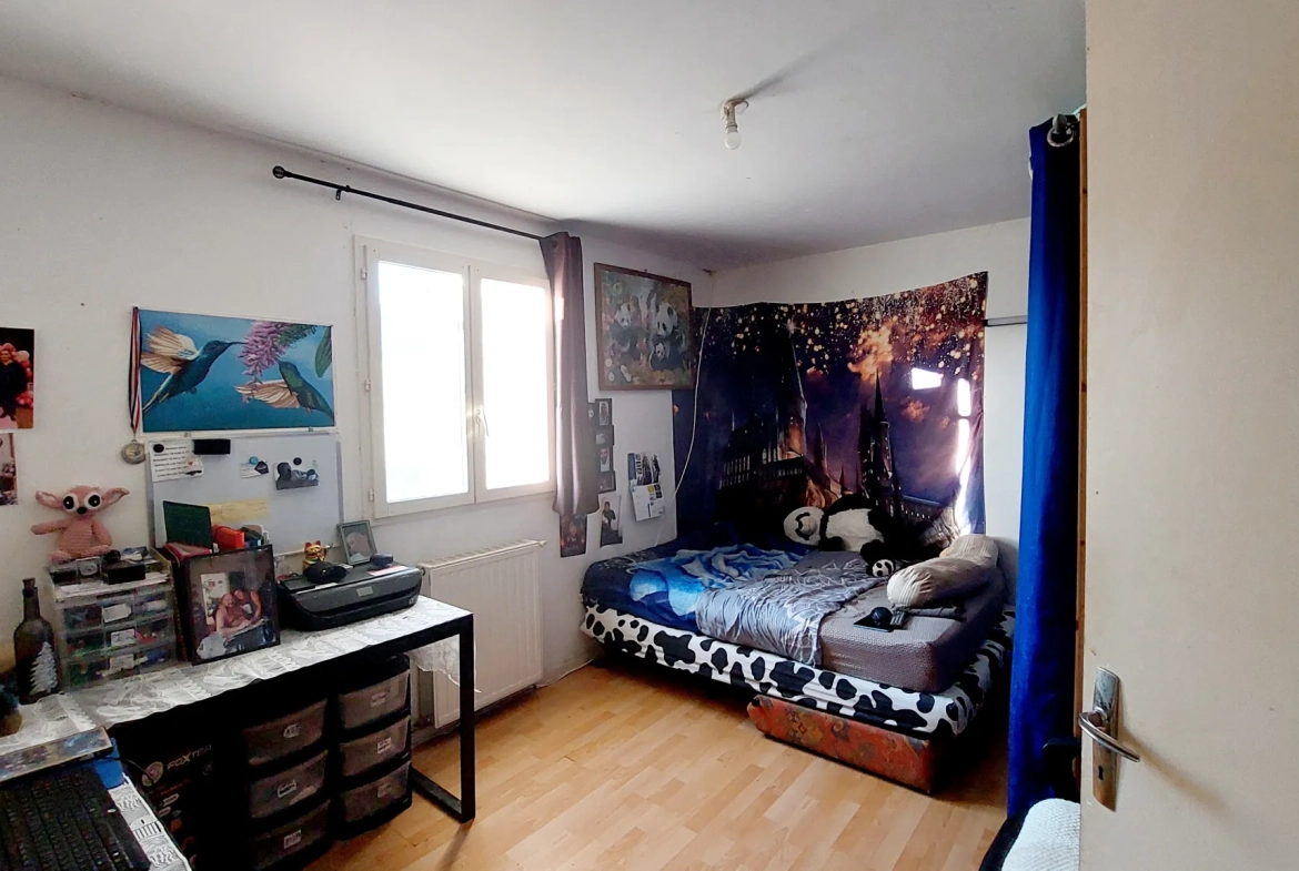 Pavillon de 97m2 à vendre à La Réole avec bail locatif en cours 