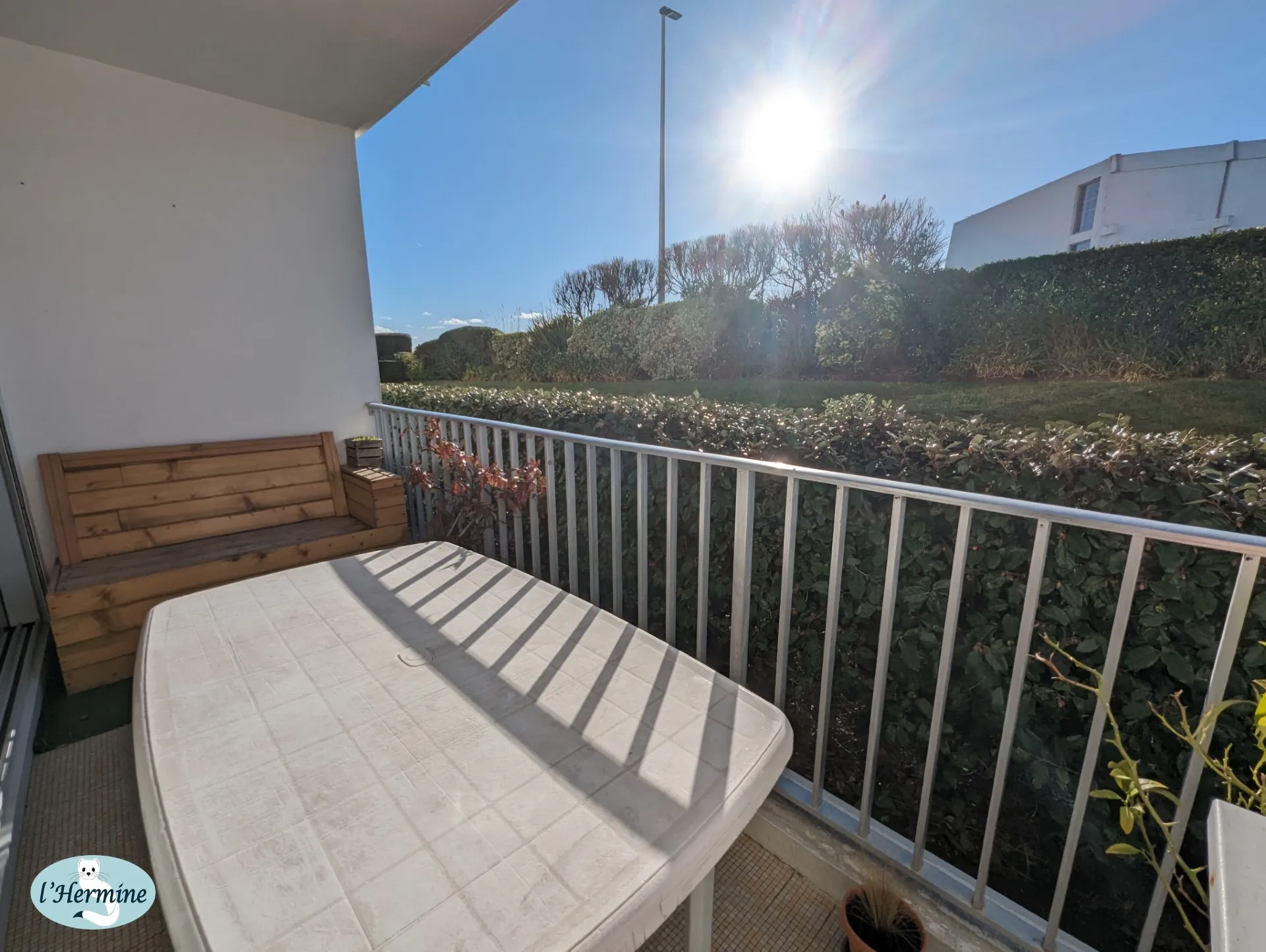 A vendre studio à Quiberon, proche plage et Sofitel, avec parking et cave 