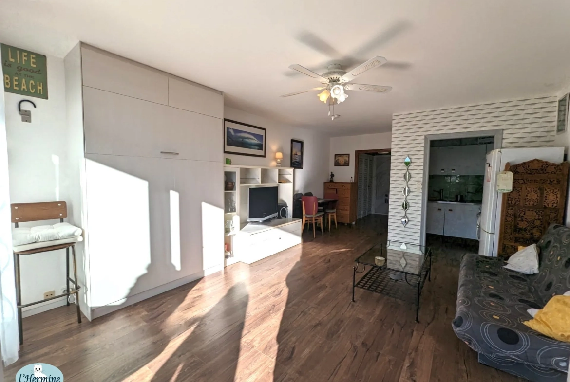 A vendre studio à Quiberon, proche plage et Sofitel, avec parking et cave 