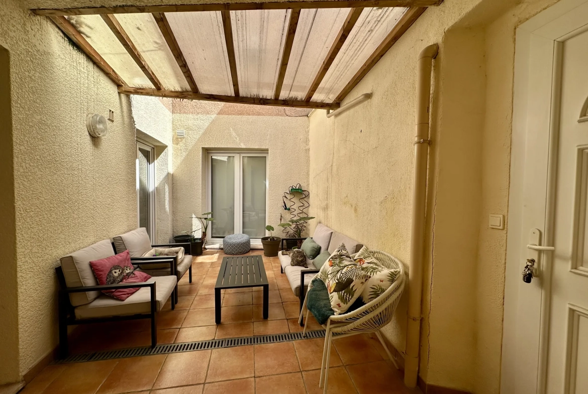 Charmant appartement T2 de 55 m² avec terrasse et garage à Lunel 