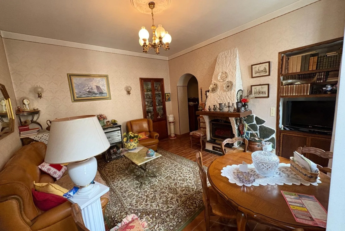 Appartement de 80 m² à vendre au centre de Tende avec jardin et garage 