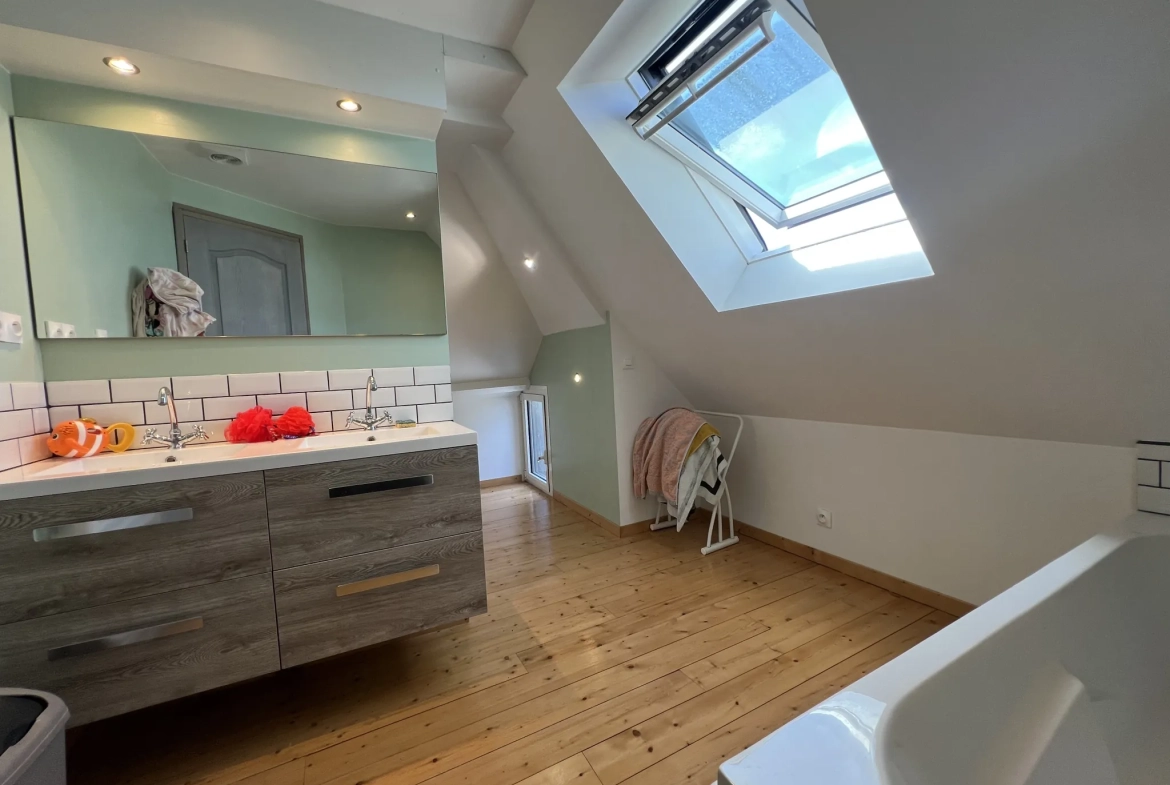 Charmante maison familiale avec grand terrain à Bourgtheroulde - 155 m² 