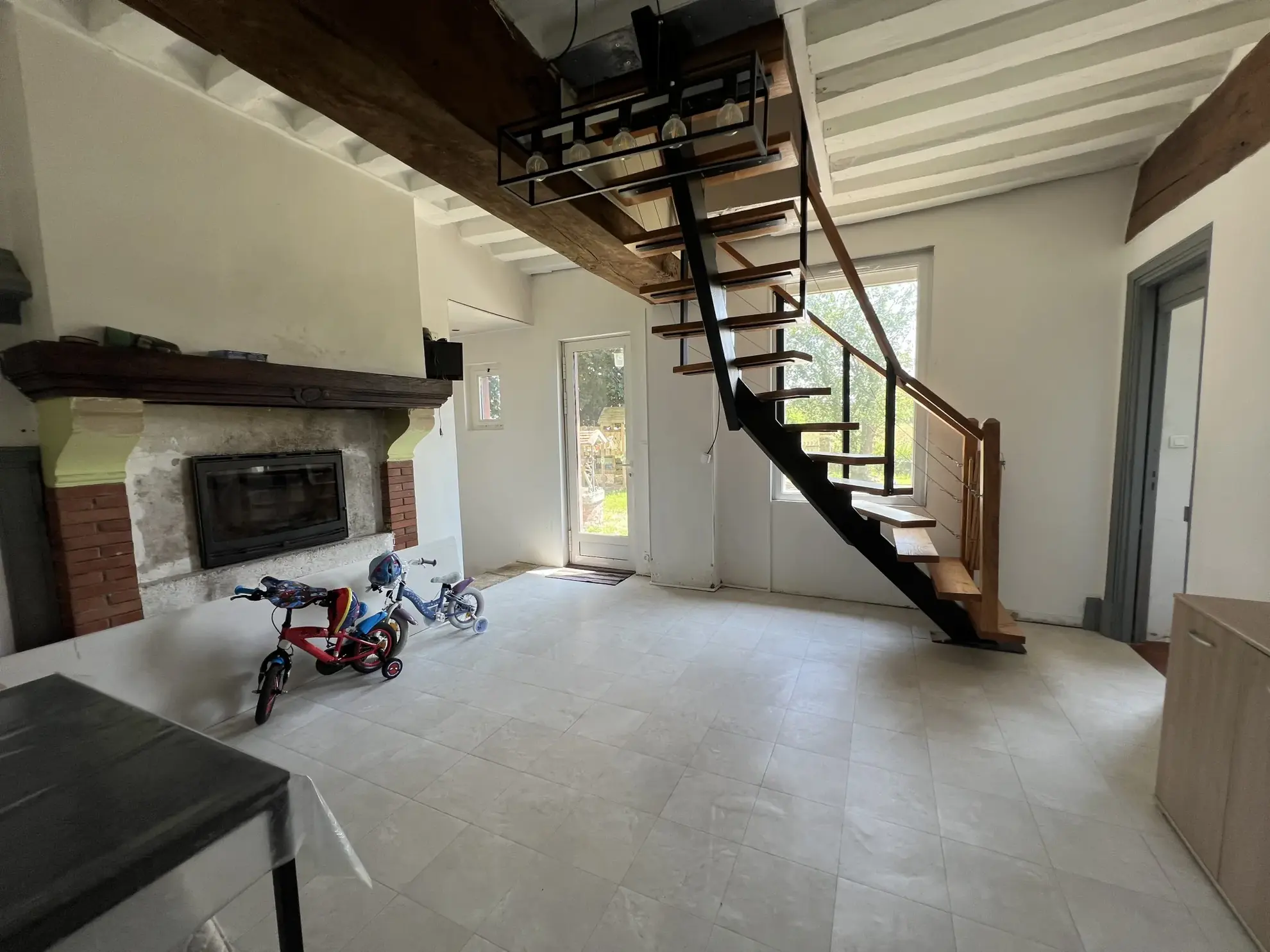 Charmante maison familiale avec grand terrain à Bourgtheroulde - 155 m² 