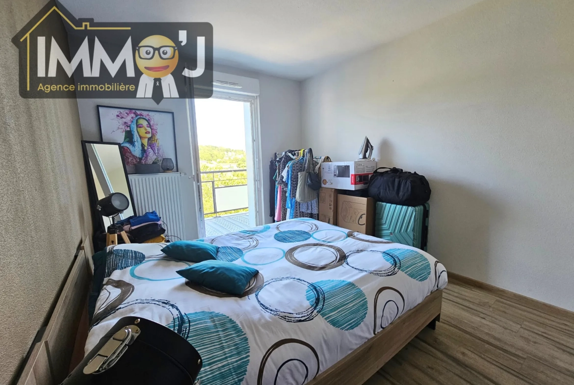 Appartement 2 pièces avec terrasse et parking privé à Nancy 