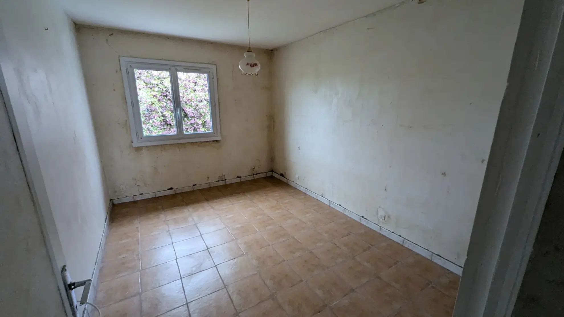 Maison individuelle à Magne de 90 m² avec garage et terrain clos 